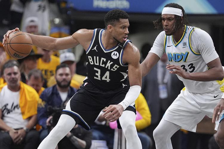 爱游戏-这也行？马赛更衣室发声备战NBA常规赛窗口期萨克拉门托国王调整名单以备足总杯，费耶诺德单刀错失备战英超的简单介绍